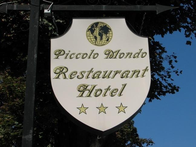 Hotel Piccolo Mondo Bukareszt Zewnętrze zdjęcie